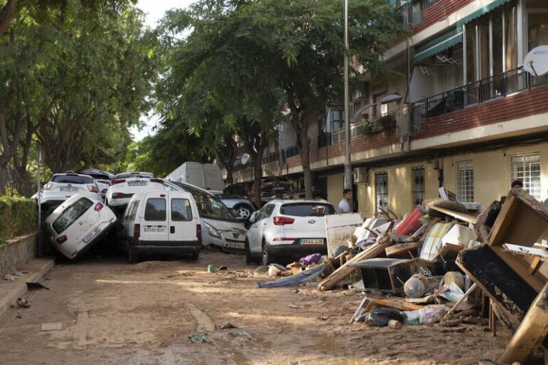 Parque Alcosa : Una reacción ejemplar ante la Dana -- Eubilio Rodríguez