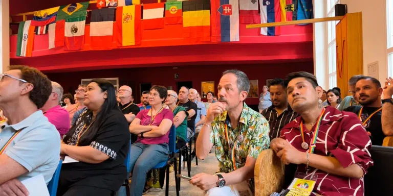 Católicos LGTBIQ+ hacen una llamada desde Madrid a una “Iglesia más inclusiva, justa y centrada en el evangelio” -- Mateo González Alonso