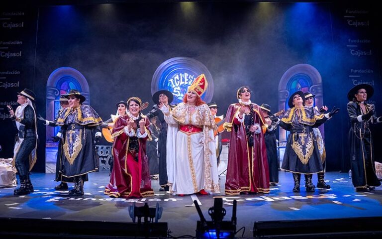 Comparsa femenina «La Camorra»: Crítica a la Iglesia S.A.