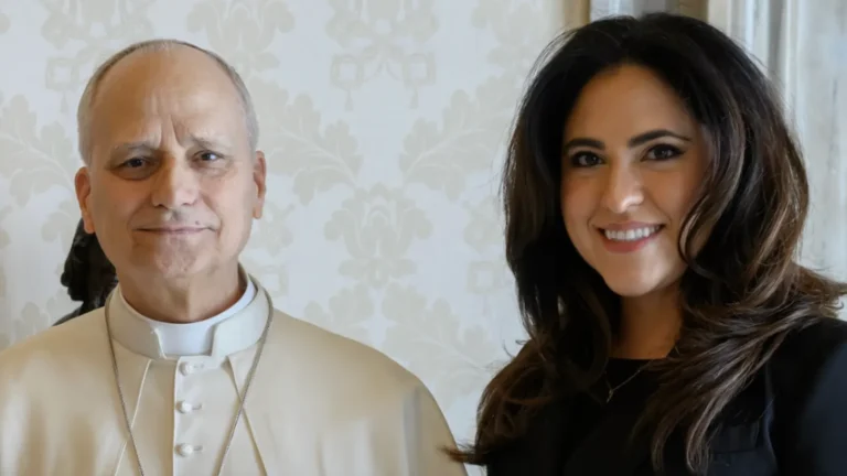 El Papa León XIV ha nombrado el 2 de junio a María Montserrat Alvarado prefecta del Dicasterio para las Comunicaciones -- Edgar Beltrán