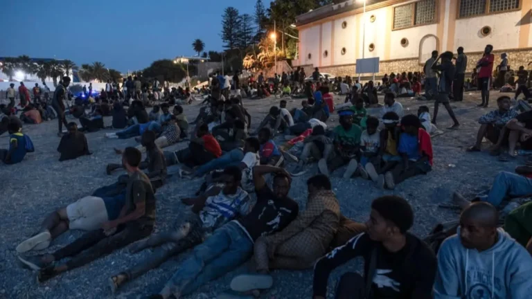 Las vedrunas que acompañan a los migrantes: «Ceuta necesita respuestas valientes, solidarias y humanas»